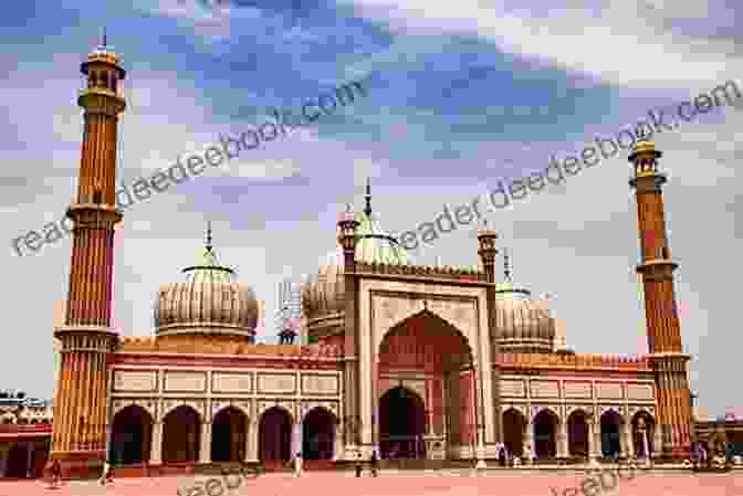 A Wide Angle View Of Jama Masjid, Showcasing Its Vast Courtyard And Towering Minarets. Safdarjung S Tomb: Discover India Photojournals (Monuments Of Delhi 5)