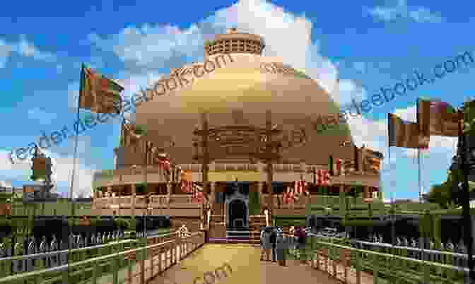 Deekshabhoomi, A Massive Buddhist Stupa In Nagpur 20 Things To Do In Nagpur (20 Things (Discover India) 17)