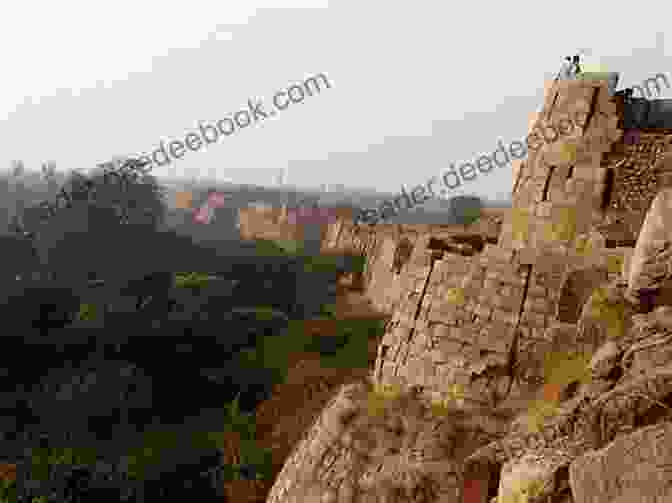 Tughlaqabad Fort, Ruins Tughlaqabad Fort: Discover India Photojournals (Monuments Of Delhi 4)